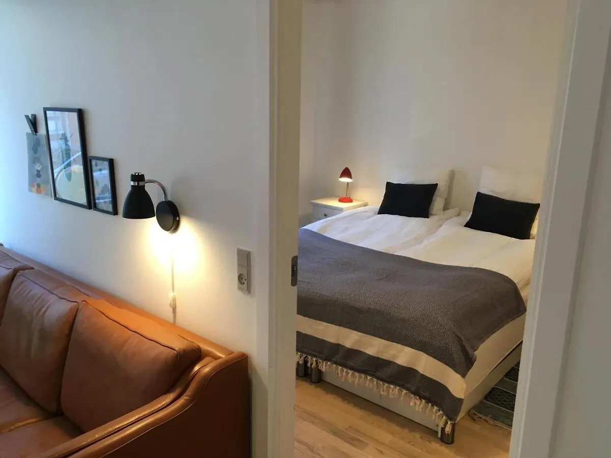 Astas Apartment 올보르 덴마크